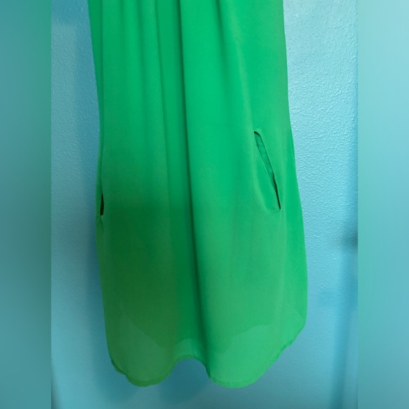 My Michelle green midi dress with pockets in front and beautiful embroidery back - Picture 5 of 7
